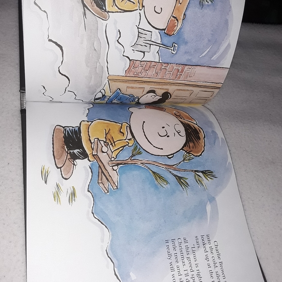 Peanuts Holidays Through The Years Five Classic Stories Hallmark Gift Books 2006 - Picture 7 of 12